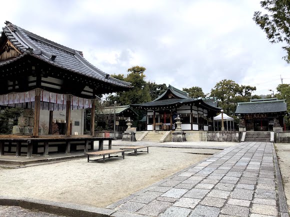 安産祈願ならわら天神 ３人の子がお世話になったきつねがご案内 神社散歩 開運の神様